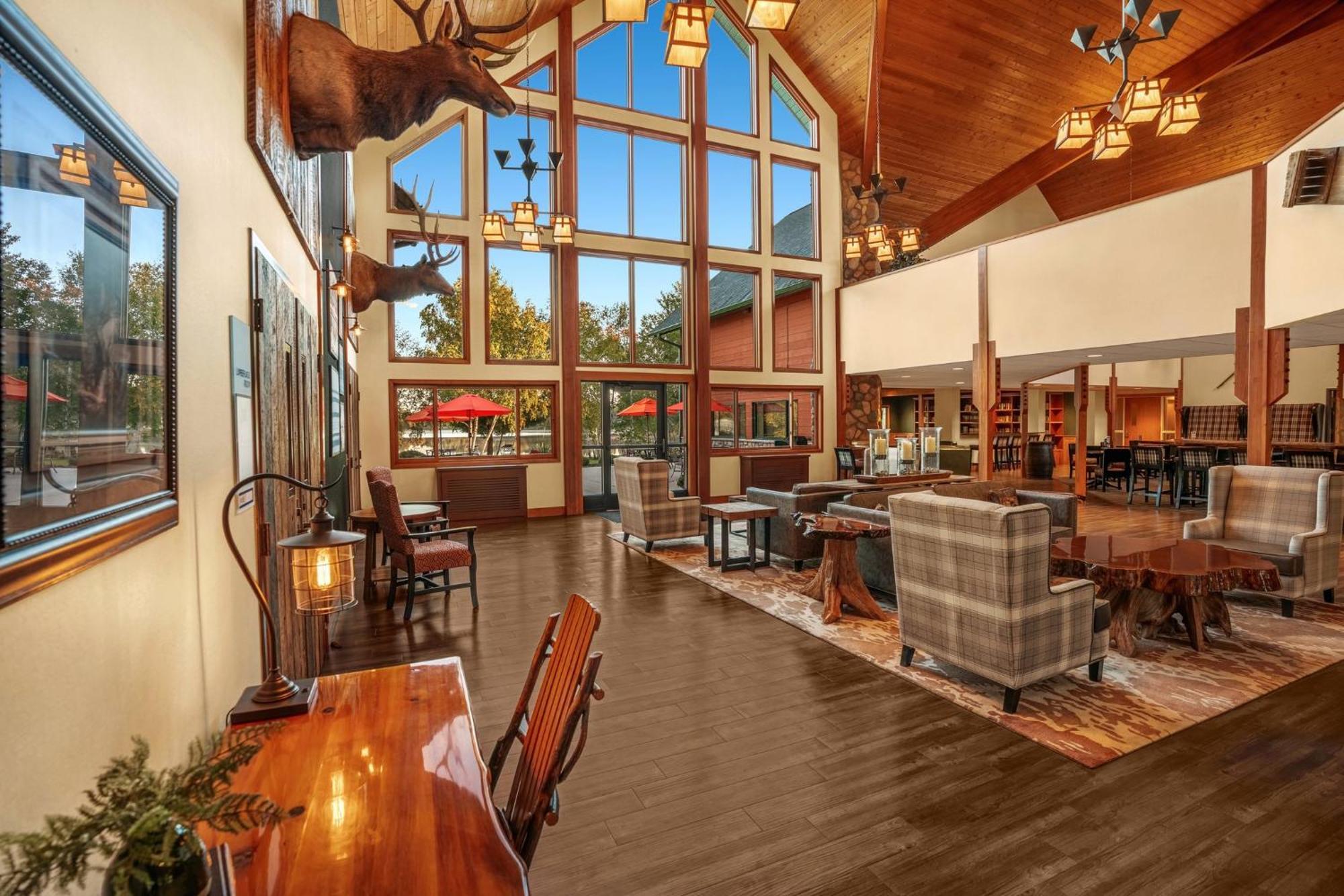 Holiday Inn Express & Suites Hayward By Ihg Luaran gambar